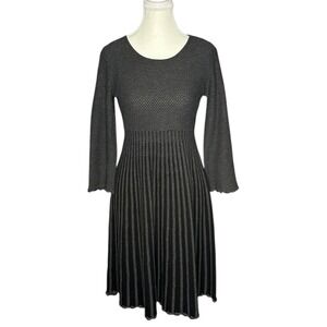 Calvin Klein Women's Grey Textured Knit Pleated Fit Flare Dress Size Small
